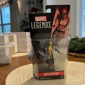 Wolverine (Laura Kinney) Marvel Legends Series Action Figure Hasbro 3.75 inch